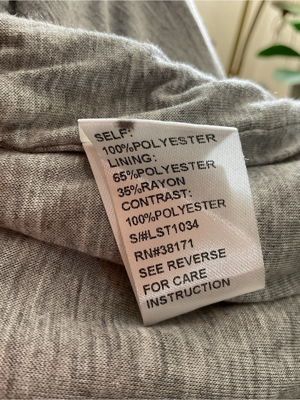 ๐๐๐ Women's Rose Gold Sequin Pullover Sweatshirt - Picture 5 of 5
